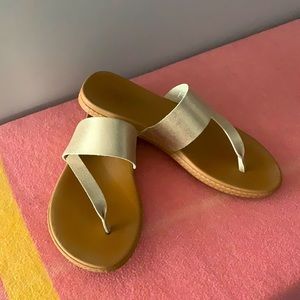 Reef sandals Size 10